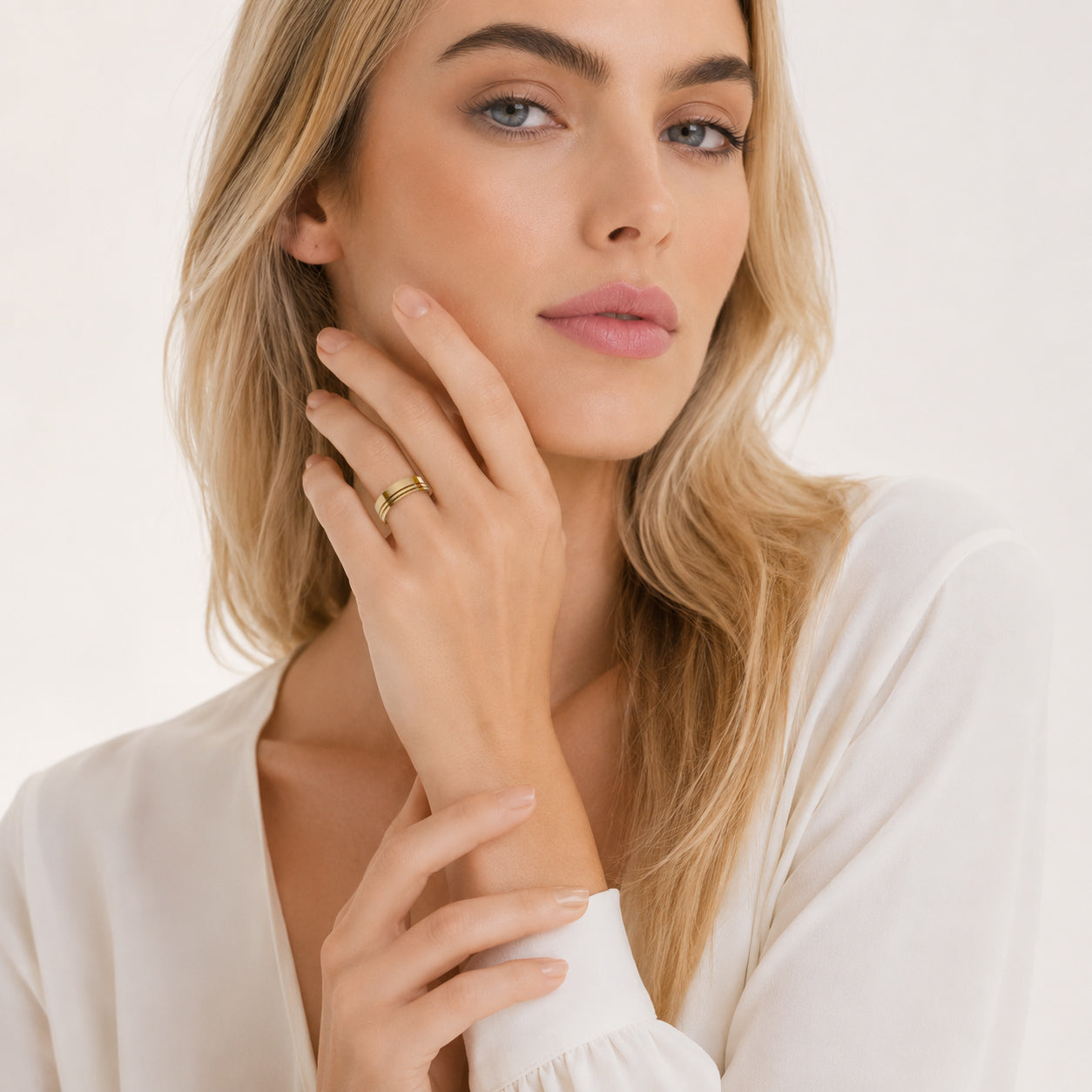 Aliança Axiom Ouro 18K 6mm